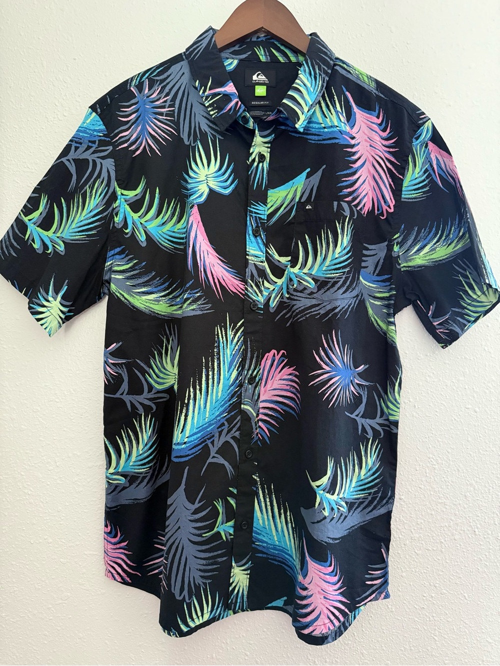 Quiksilver Tropical Palm Leaf Button Up Shirt Men’s Large